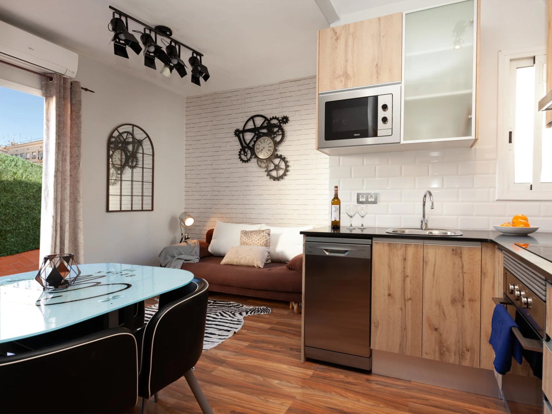 4H Apartamentos vista mar en Barcelona